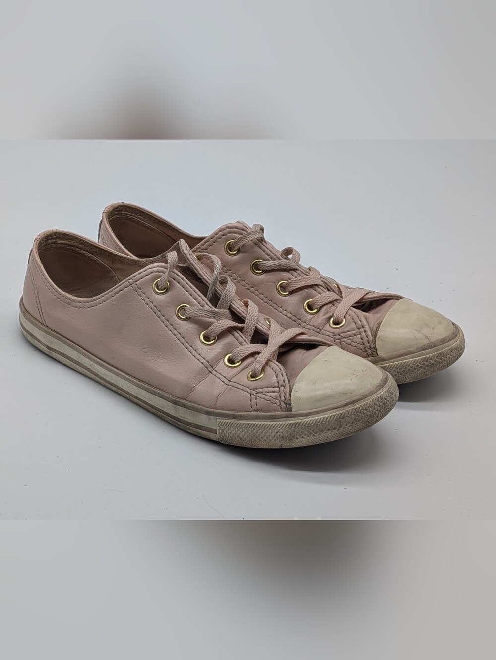 Converse Chuck Taylor All Star Dainty Ox Dust Pink Leather Sneakers Women's 7